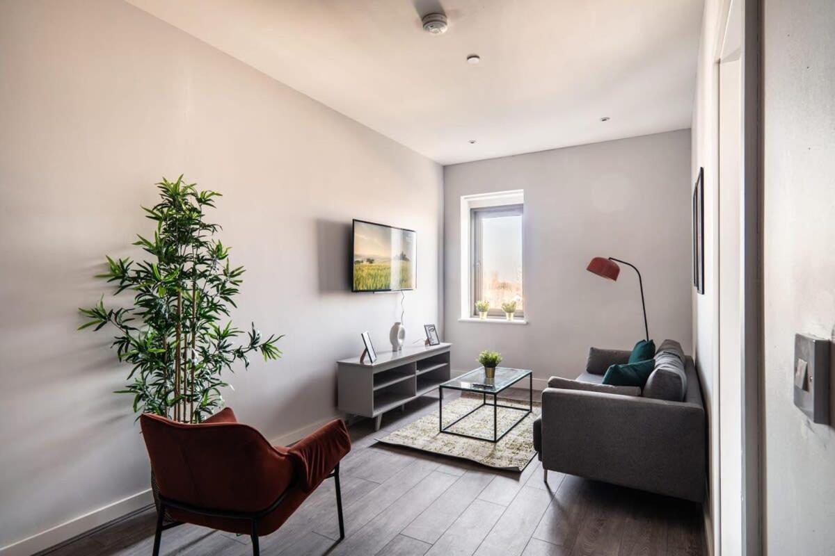 Modern & Spacious 2 Bed Apartment In Waterloo Liverpool 外观 照片
